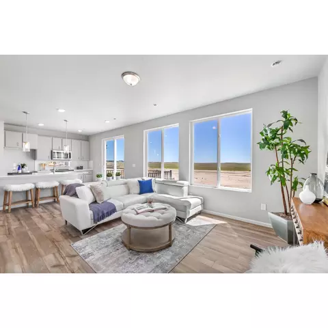 21993 E 38th Pl, Aurora, CO 80019 photo 9
