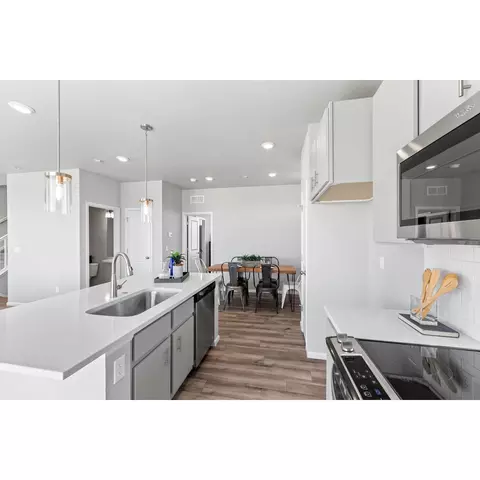 21993 E 38th Pl, Aurora, CO 80019 photo 17