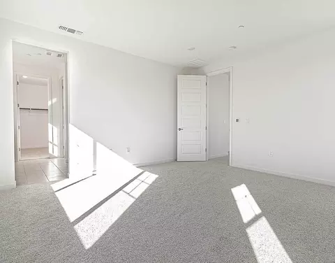 681 Jenna St, Lathrop, CA 95330 photo 23