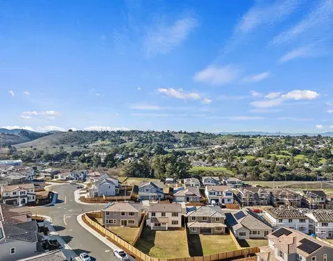 View/Area - 8110 Waterfall Ln, Vallejo, CA 94591 photo 6 of 9