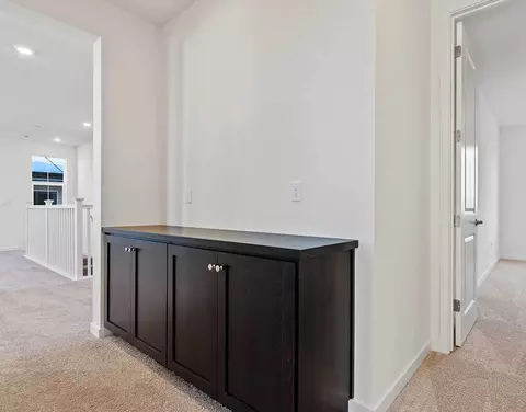 Entry Way - 8110 Waterfall Ln, Vallejo, CA 94591 photo 4 of 5