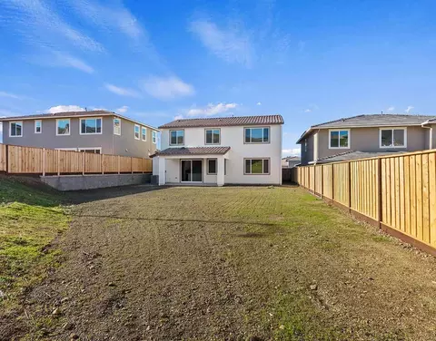 Exterior - 8110 Waterfall Ln, Vallejo, CA 94591 photo 4 of 4