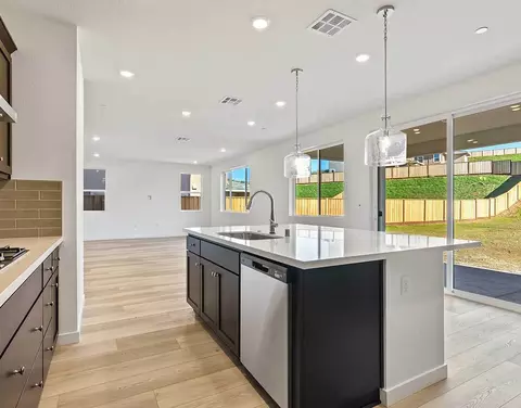 Kitchen - 8110 Waterfall Ln, Vallejo, CA 94591 photo 3 of 4