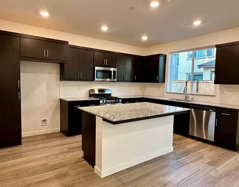 15888 Sierra Mar Rd, Lathrop, CA 95330 photo 8