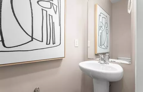 Bath - 868 Falls Grove Trl, High Point, NC 27265 photo 1 of 5
