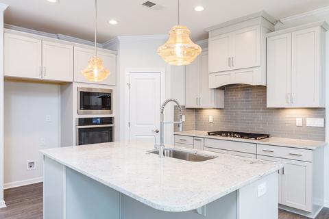 1006 Caldecott Ln, Durham, NC 27703 photo 3
