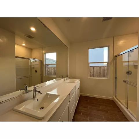 2274 N Elm Ave, Clovis, CA 93619 photo 7