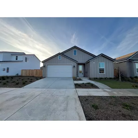 2274 N Elm Ave, Clovis, CA 93619 photo 1