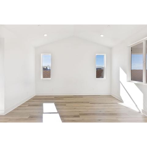 30009 Chestnut Ln, Castaic, CA 91384 photo 14