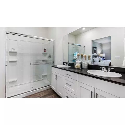 Bath - 3055 Sebring Ave, Redding, CA 96002 photo 1 of 2
