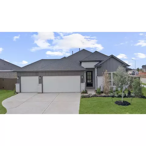 128 Coastal Prarie Dr, Waller, TX 77484