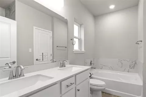 205 Lucky Ave, Bertram, TX 78605 photo 25