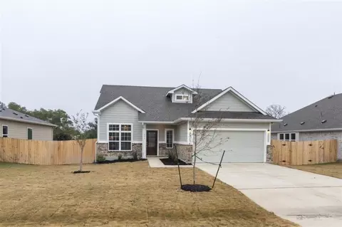 205 Lucky Ave, Bertram, TX 78605 photo 3