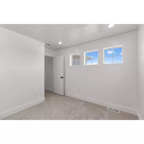 1576 Silver Canoe Loop, Logan, UT 84321 photo 27