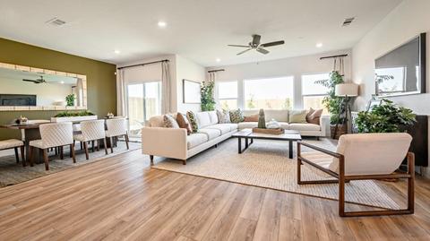 2087 Amanecer Ave, Clovis, CA 93619 photo 9