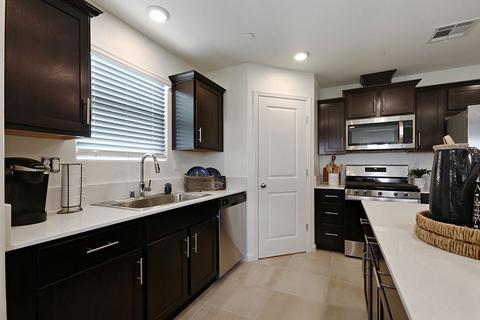 2114 N Riverview Ave, Reedley, CA 93654 photo 7
