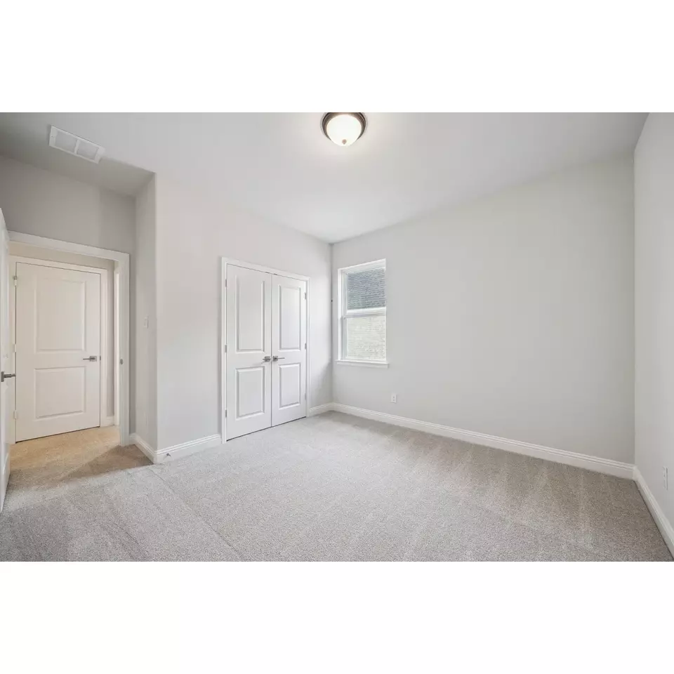 Bedroom - 9927 Hunters Run Dr, Missouri City, TX 77459 photo 3 of 3