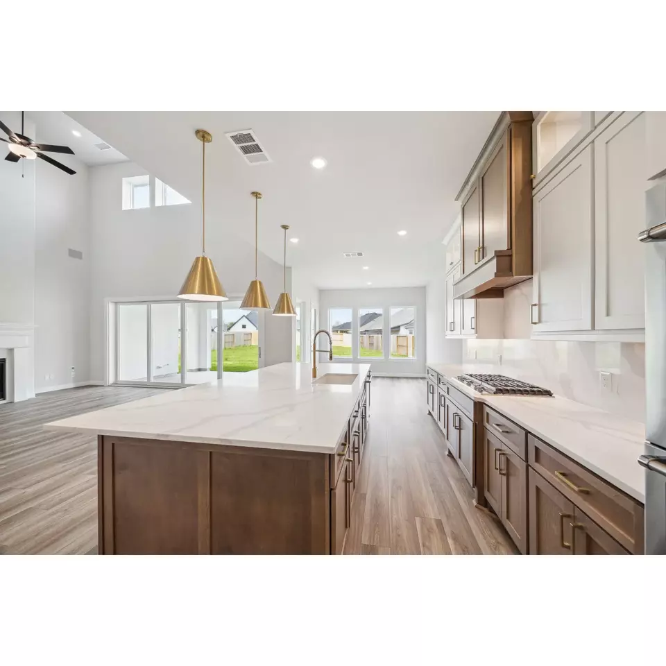 Kitchen - 9927 Hunters Run Dr, Missouri City, TX 77459 photo 2 of 2
