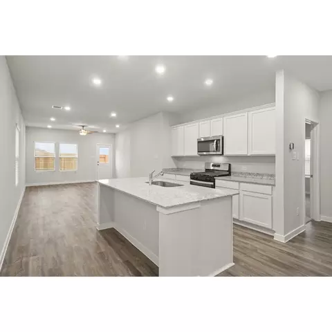 Kitchen - 17314 King Eider Rd, Waller, TX 77484 photo 1 of 2