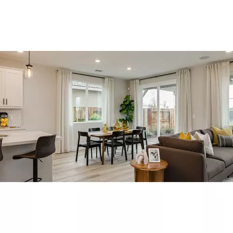 Dining - 1731 Halo Ave, Manteca, CA 95337 photo 1 of 1