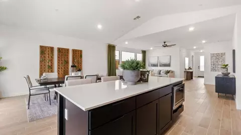 8501 Killary Harbor Ave, Bakersfield, CA 93311 photo 5