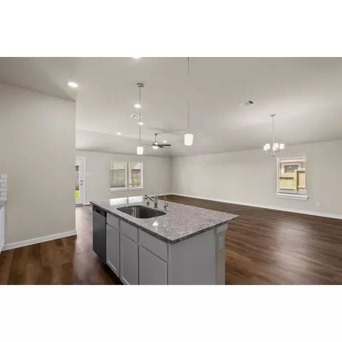 5237 Fleming St, La Marque, TX 77568 photo 13