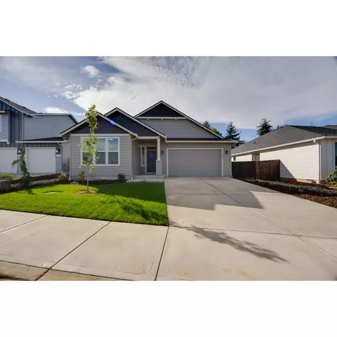 930 Rw Fletcher St, Winlock, WA 98596