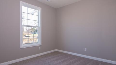 132 Carrick Glen Blvd, Pendleton, IN 46064 photo 9