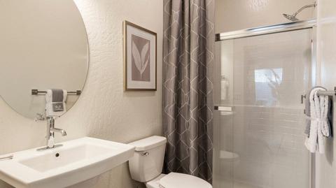 409 E Taylor Ave, Visalia, CA 93291 photo 11