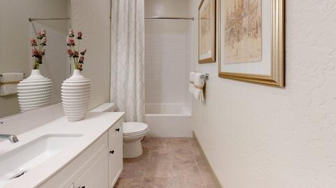 409 E Taylor Ave, Visalia, CA 93291 photo 13