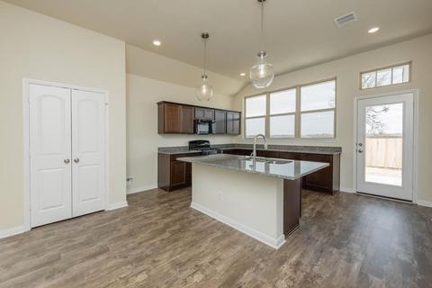 2002 Kathryn Dr, Bryan, TX 77807 photo 18