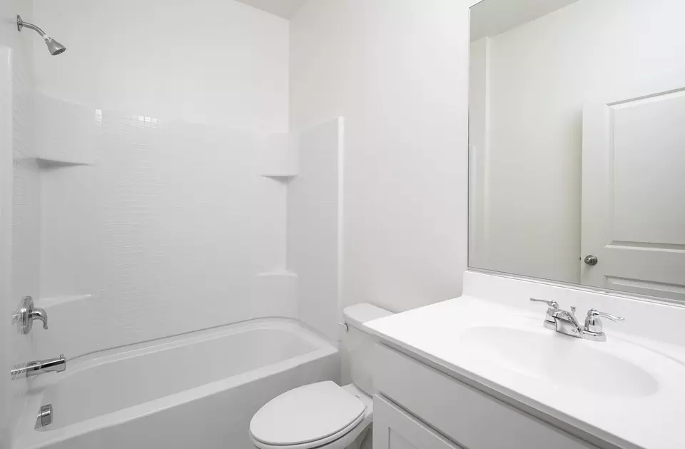 Bath - Plan Prism - 10212 S 58th Ln, Laveen, AZ 85339 photo 2 of 2