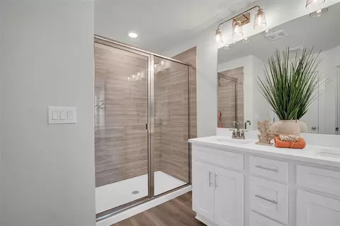 Bath - 14004 Emerald Fields Dr, Hudson, FL 34667 photo 1 of 1