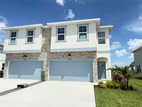 Exterior - 14004 Emerald Fields Dr, Hudson, FL 34667 photo 1 of 4