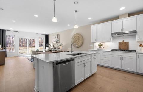 57 Shannon Way, Upton, MA 01568 photo 9