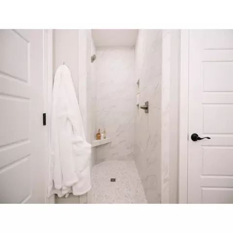 Bath - 7978 Buttonbush Rd, Biloxi, MS 39532 photo 2 of 4