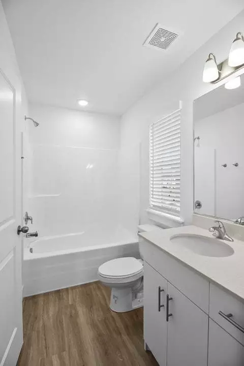Bath - 1192 W 1870 S, Logan, UT 84321 photo 9 of 9