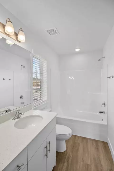 Bath - 1192 W 1870 S, Logan, UT 84321 photo 4 of 9