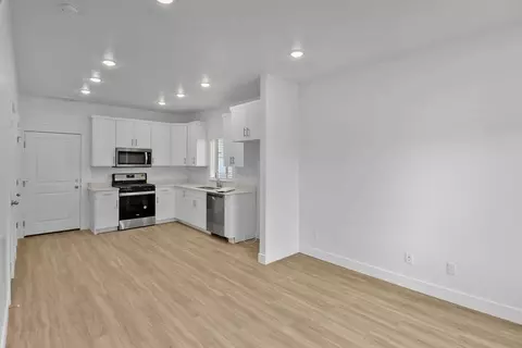 Kitchen - 1192 W 1870 S, Logan, UT 84321 photo 3 of 8