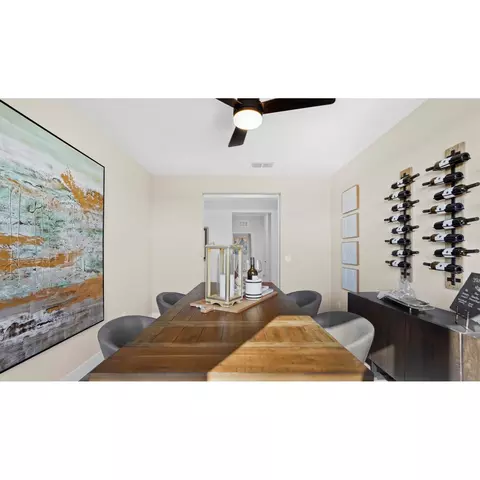 Dining - 440 Buckeye St, Dixon, CA 95620 photo 2 of 3