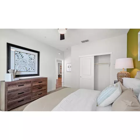 Bedroom - 440 Buckeye St, Dixon, CA 95620 photo 4 of 4