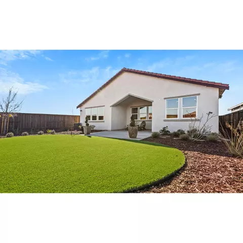 Exterior - 440 Buckeye St, Dixon, CA 95620 photo 4 of 6
