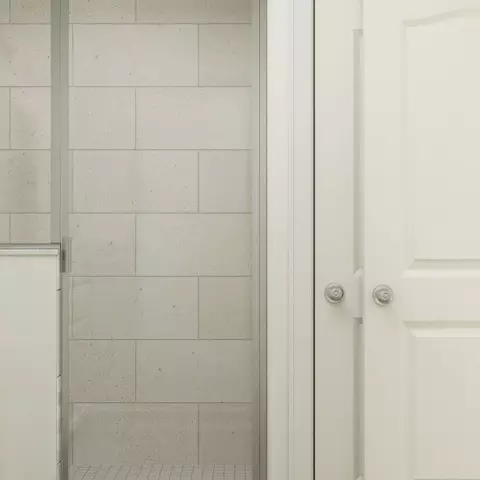 Bath - 113 Hogan Ct, Saint Augustine, FL 32092 photo 1 of 4