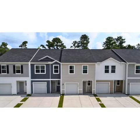113 Cotton Leaf Blvd, Moncks Corner, SC 29461