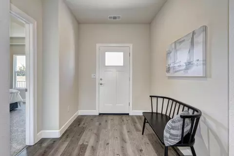 984 Hogan Rd, Galt, CA 95632 photo 5