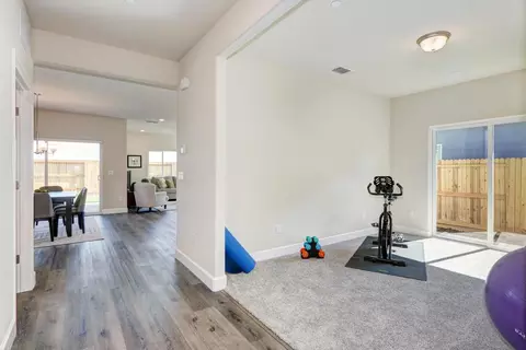 984 Hogan Rd, Galt, CA 95632 photo 11