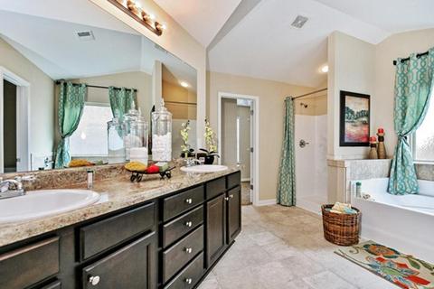 303 Longbridge, Perry, GA 31069 photo 29