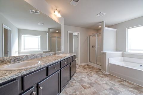 303 Longbridge, Perry, GA 31069 photo 36