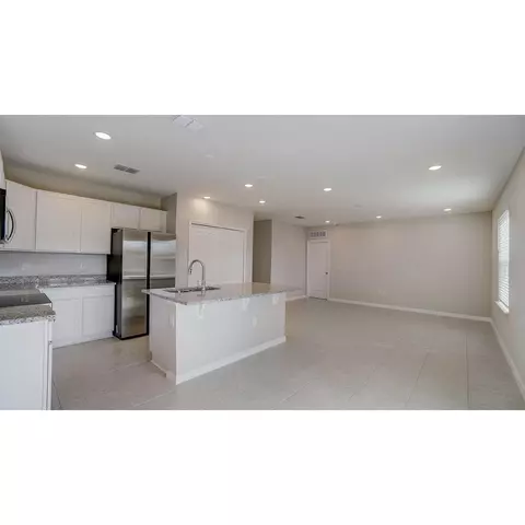 12064 Eldron St, Spring Hill, FL 34609 photo 5