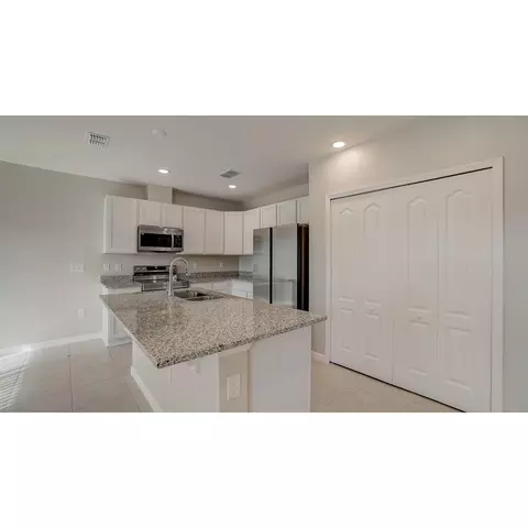12064 Eldron St, Spring Hill, FL 34609 photo 7